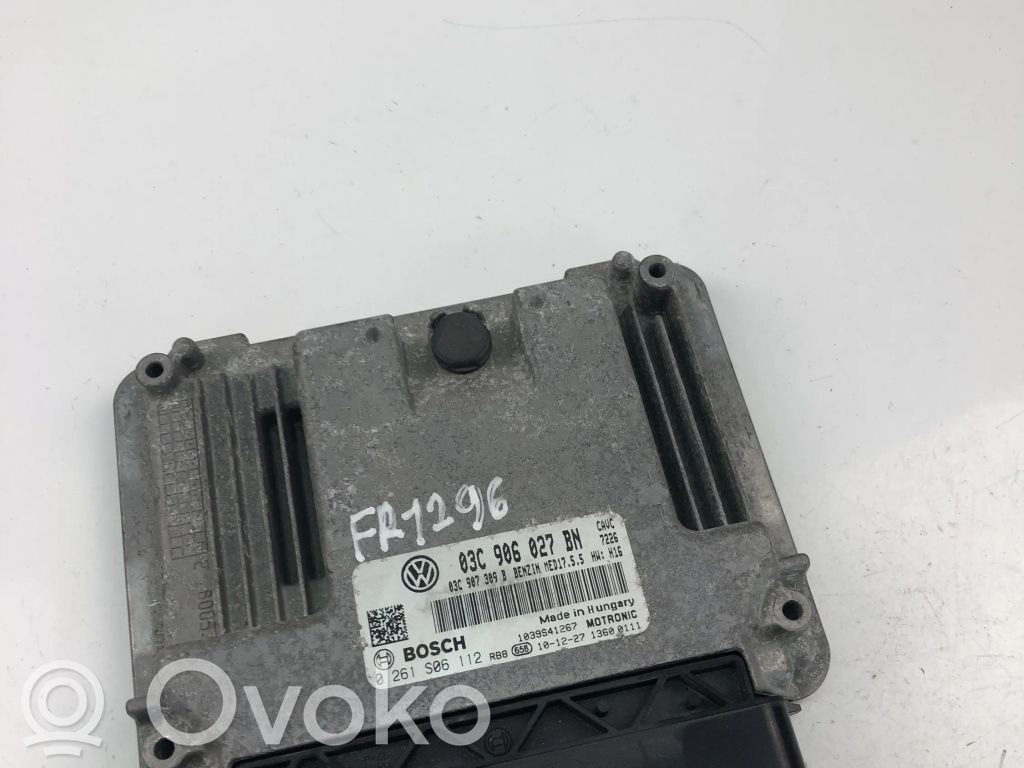 Engine control unit/module ECU   03C906027BN,0261S06112