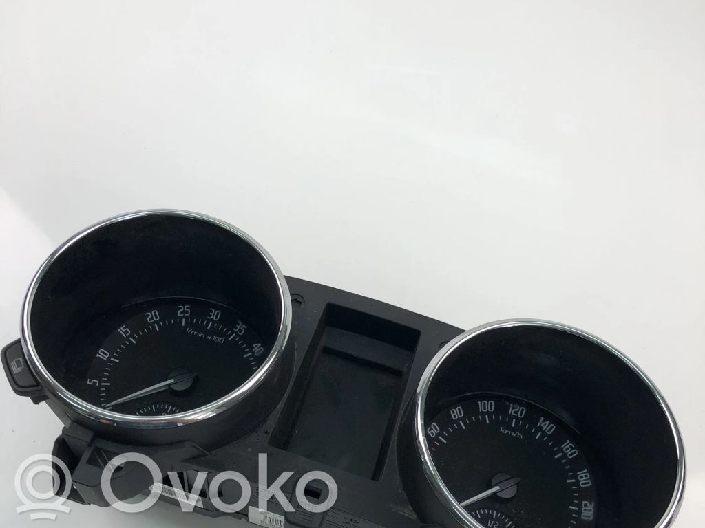 Skoda Yeti (5L) Vitezometru (grup de instrumente) 