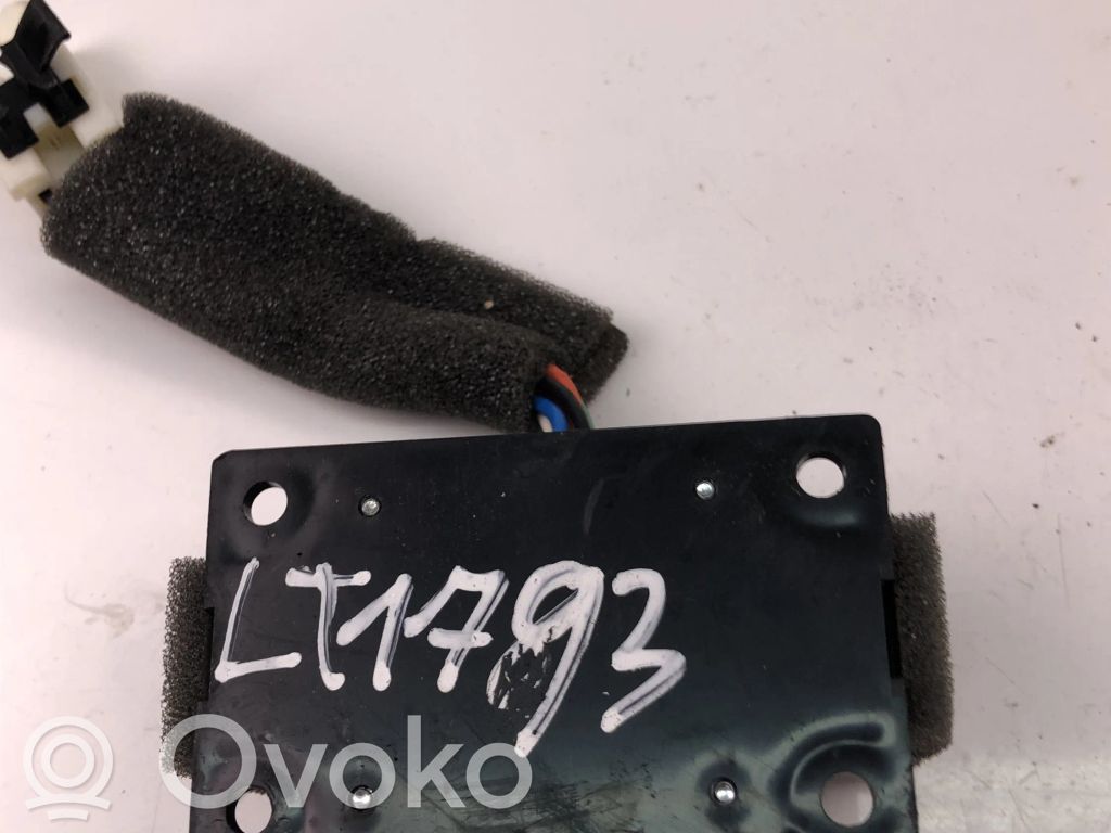 Other control units/modules   3533807