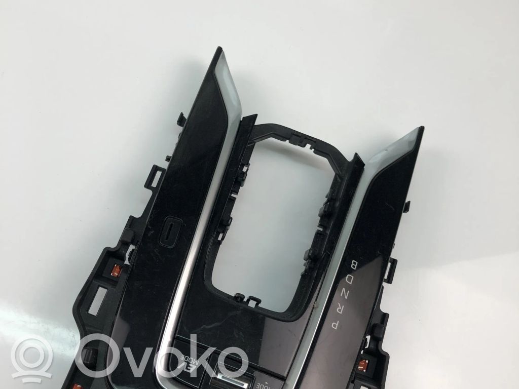 Toyota Corolla E210 E21 Perilla/embellecedor de cuero de la palanca de cambios 