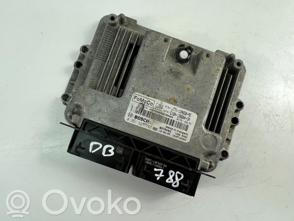 Ford Turneo Courier Engine control unit/module ECU 