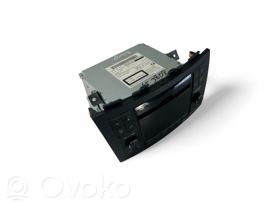 Suzuki Swift II Panel / Radioodtwarzacz CD/DVD/GPS 