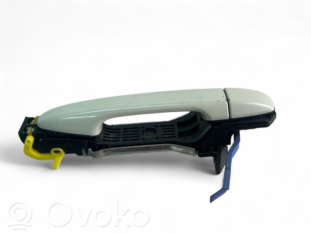 Toyota Avensis T270 Etuoven ulkokahva 