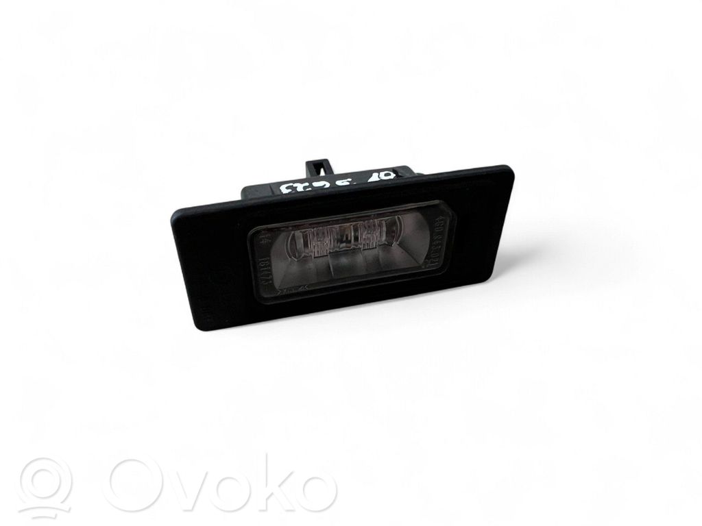 Audi A6 S6 C7 4G Lampa oświetlenia tylnej tablicy rejestracyjnej 