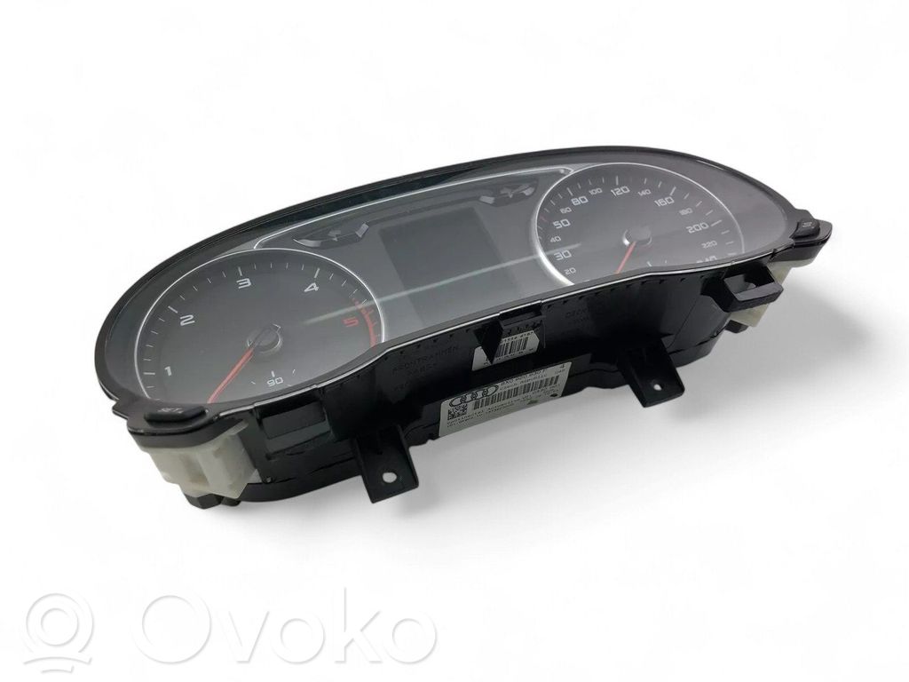 Audi A1 Speedometer (instrument cluster) 