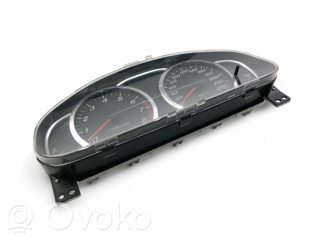 Geschwindigkeitsmesser Cockpit   54GR1CA