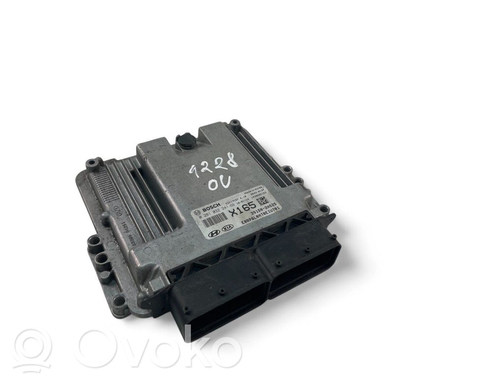 KIA Carens III Engine control unit/module 