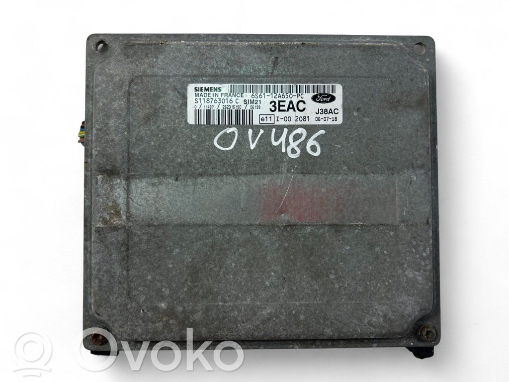 Ford Fiesta Engine control unit/module ECU 