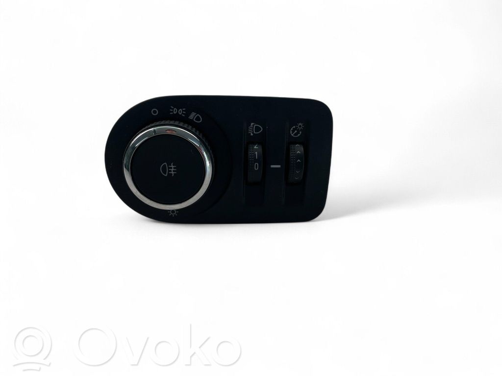 Opel Corsa D Light switch 