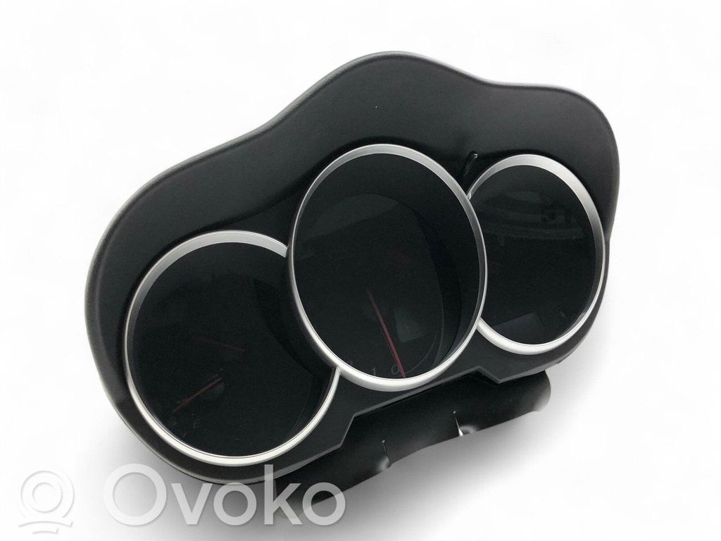 Mazda RX8 Speedometer (instrument cluster) 