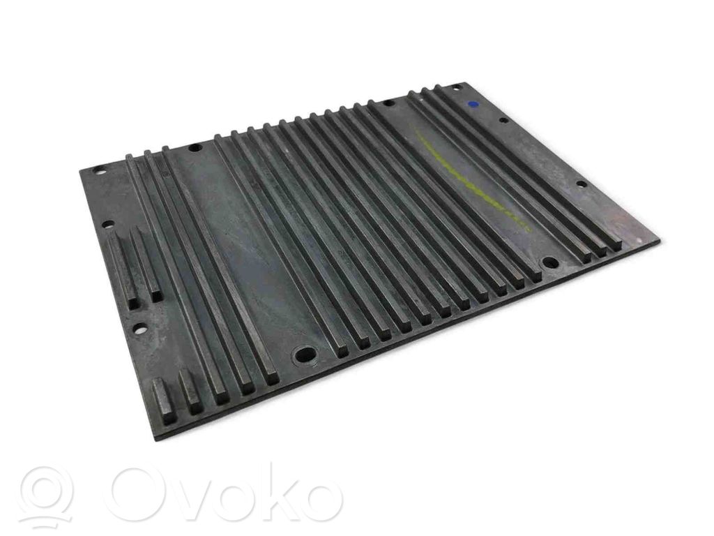 Volvo V50 Amplificator sunet 