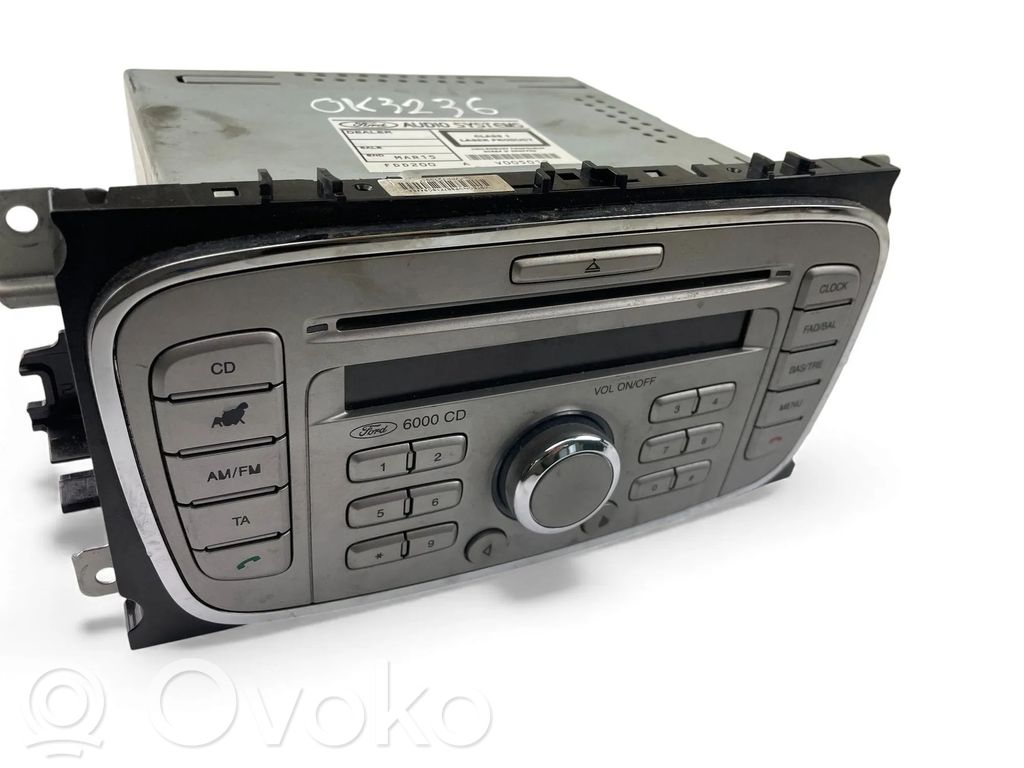 Ford Focus Panel / Radioodtwarzacz CD/DVD/GPS 
