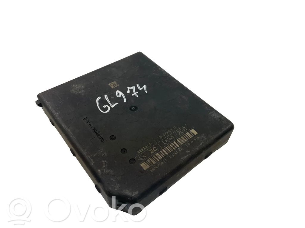 Renault Master III Fuse module 