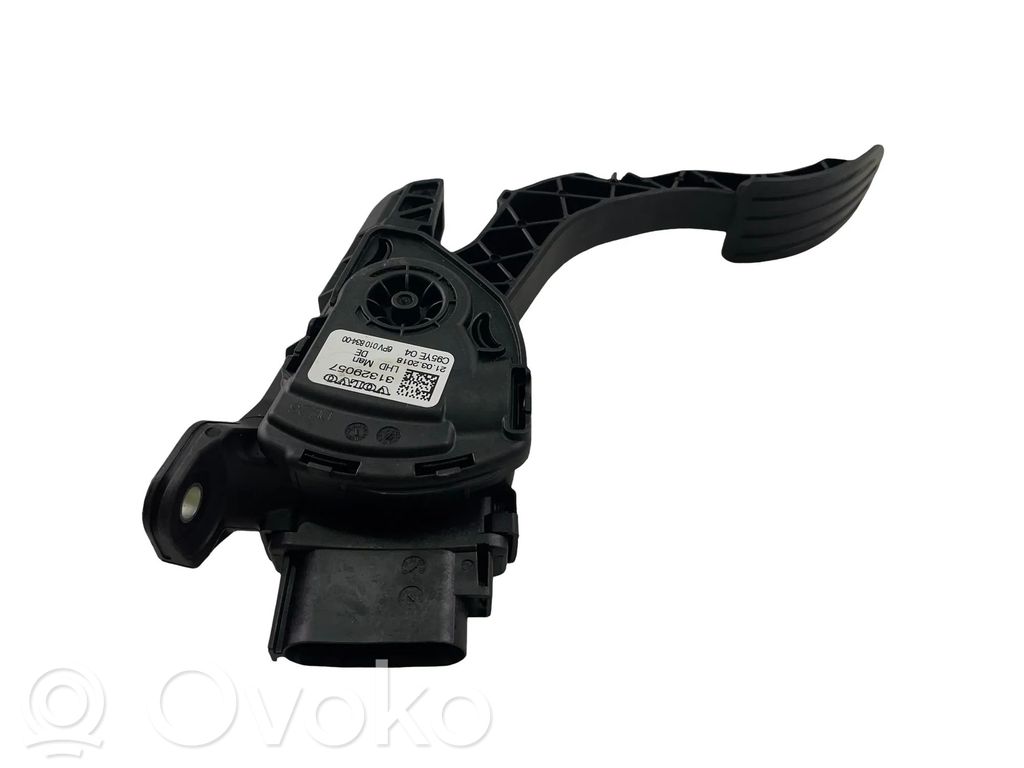 Volvo V70 Pedal del acelerador 
