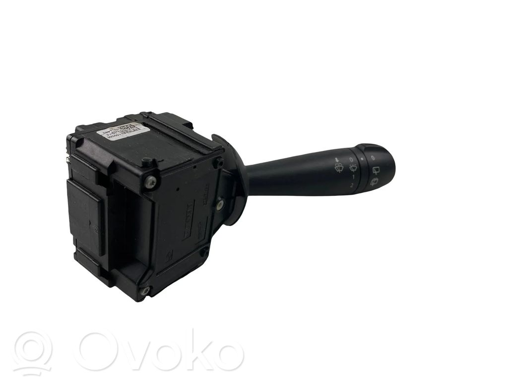 Ручка стеклоочистителей   E1109568