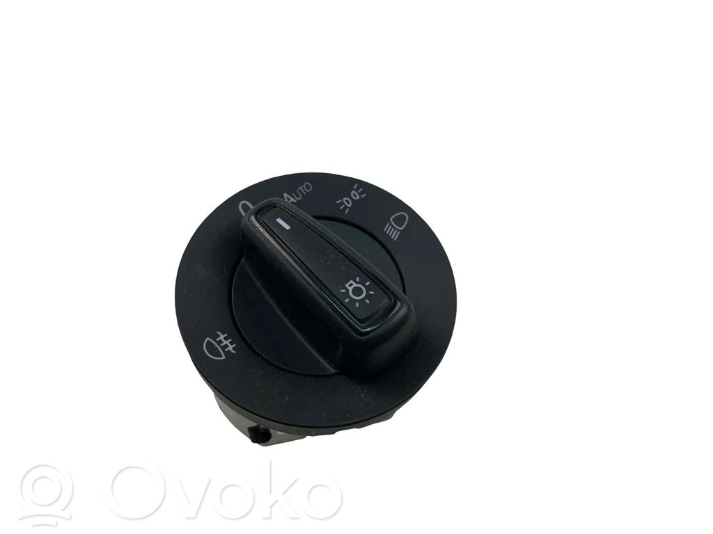 Volkswagen Golf VII Light switch 