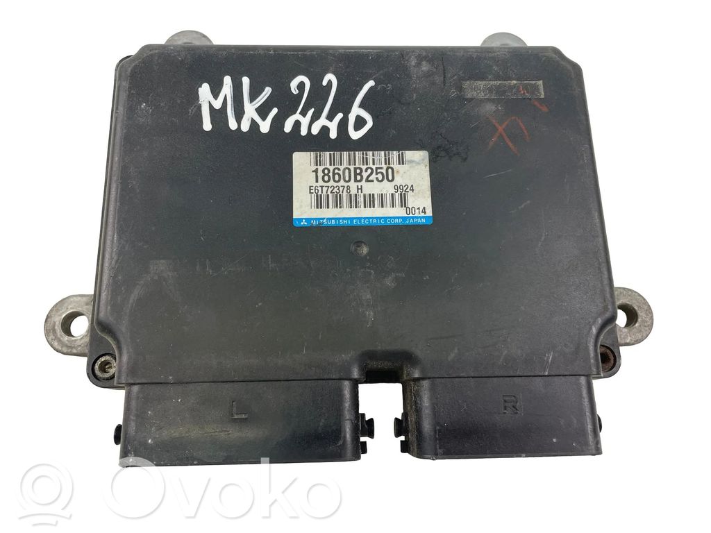 Mitsubishi Lancer VIII Unité de commande, module ECU de moteur 