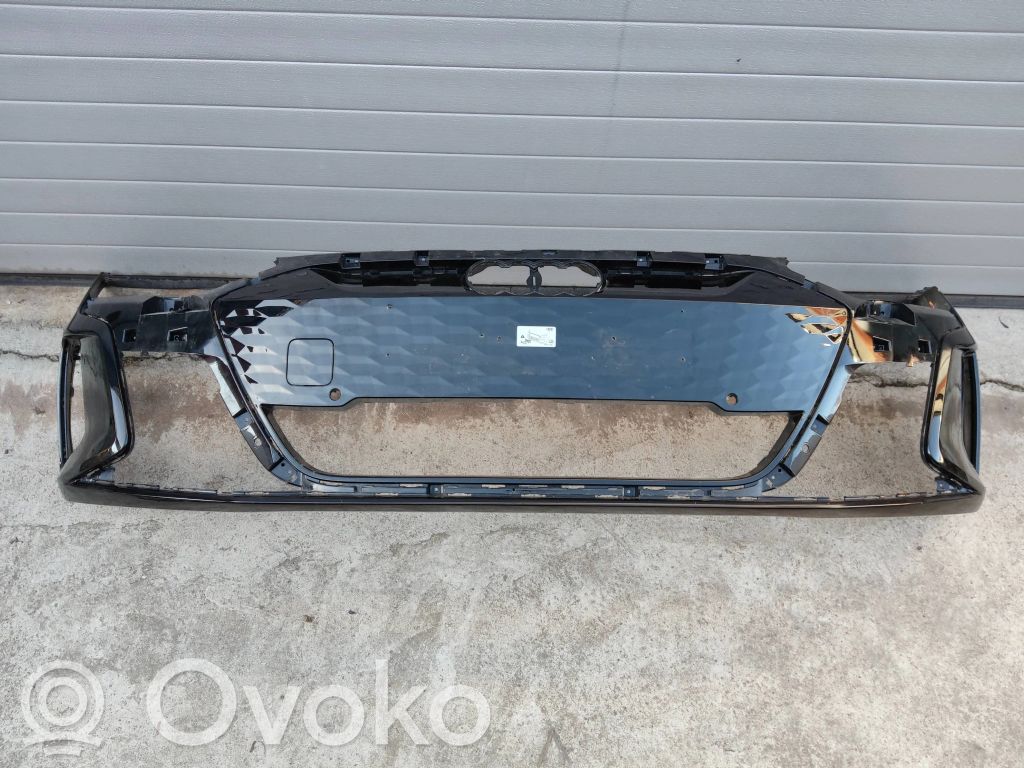 Audi E-tron GT Front bumper 