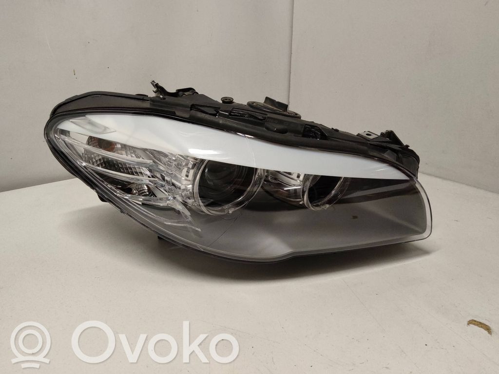 BMW 5 F10 F11 Lampa przednia 