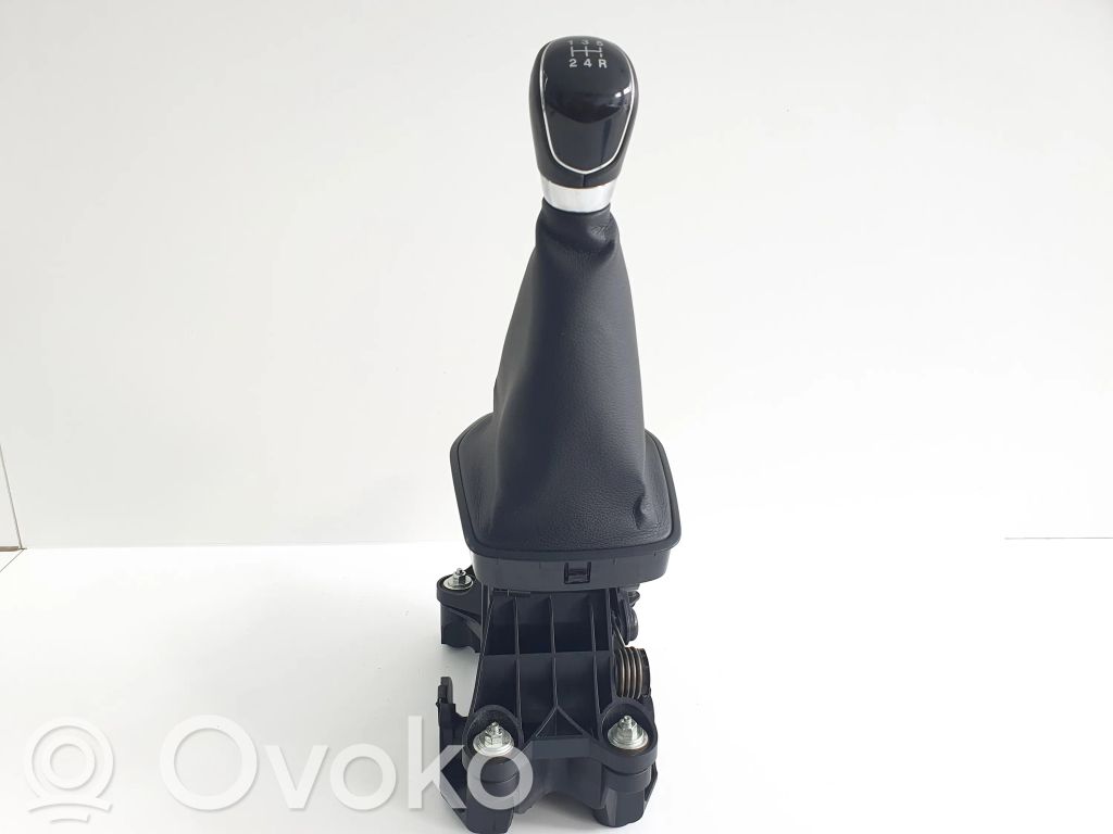 Ford Transit Courier Gear shifter/selector 
