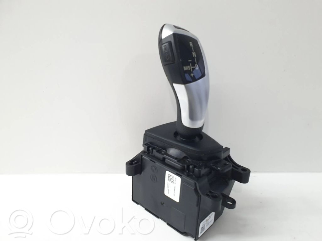 BMW 3 F30 F35 F31 Pavarų perjungimo mechanizmas (kulisa) 