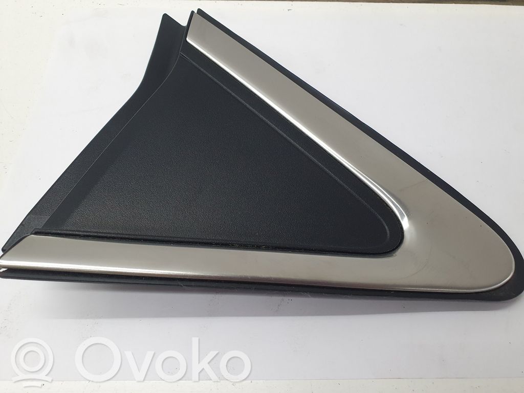 Mitsubishi Eclipse Cross Muu ulkopuolen osa 