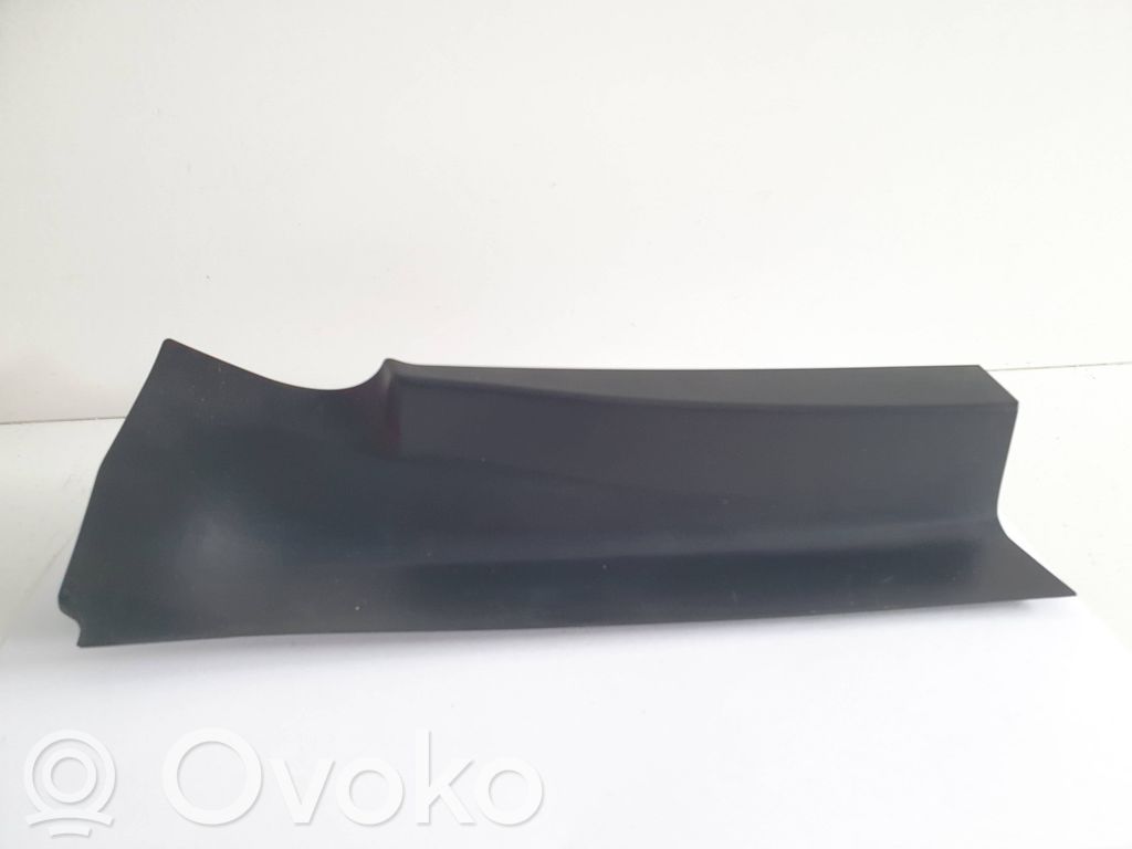 Listwa pod lampę tylną   7263603,726360308