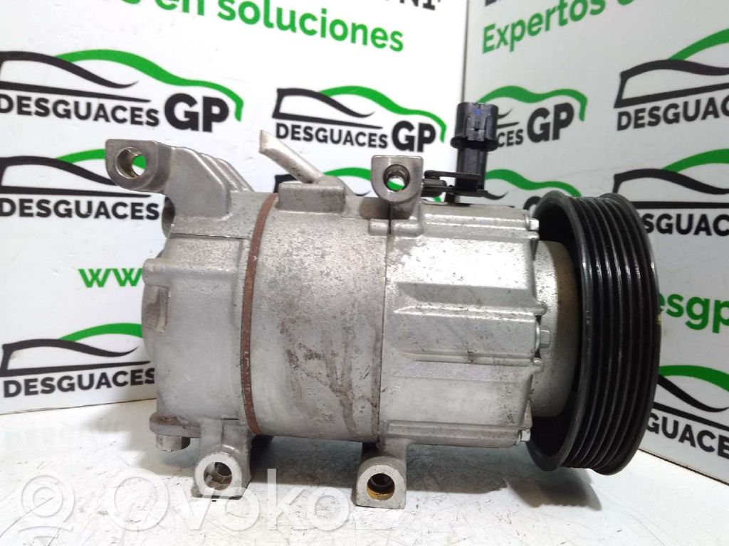 Hyundai i30 Ilmastointilaitteen kompressorin pumppu (A/C) 