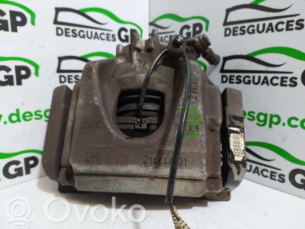 Caliper de freno delantero