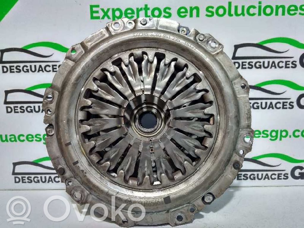 Nissan Almera N16 Kupplungssatz 
