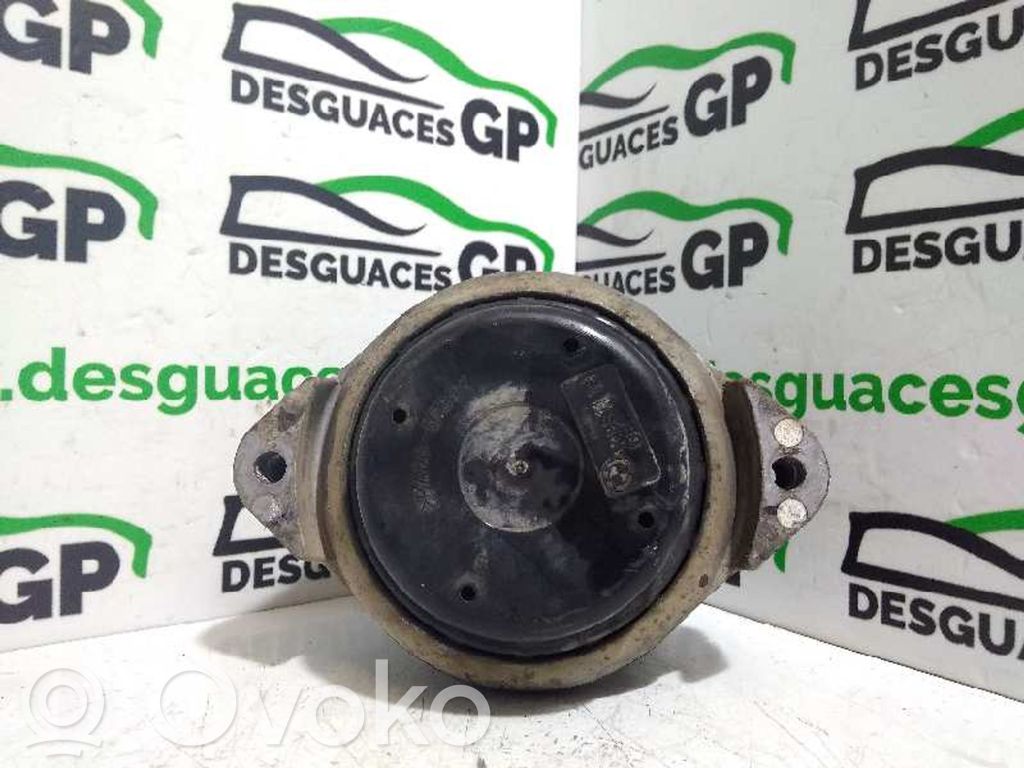 Engine mount bracket   13981112