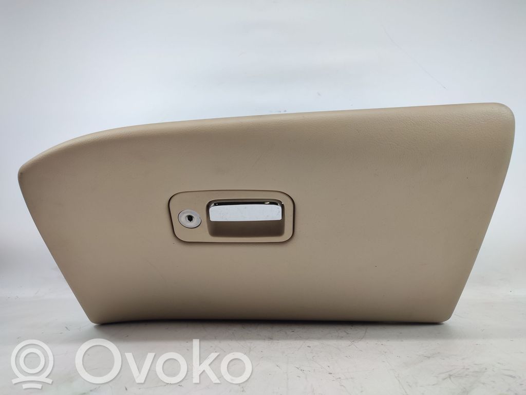 Handschuhfach   2R83F