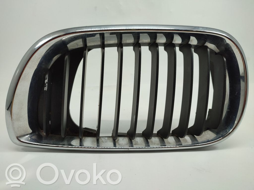 Kühlergrill   511370721299