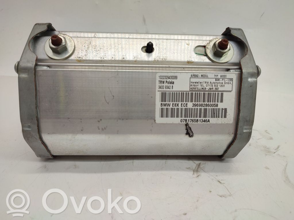 Side airbag   396982860058