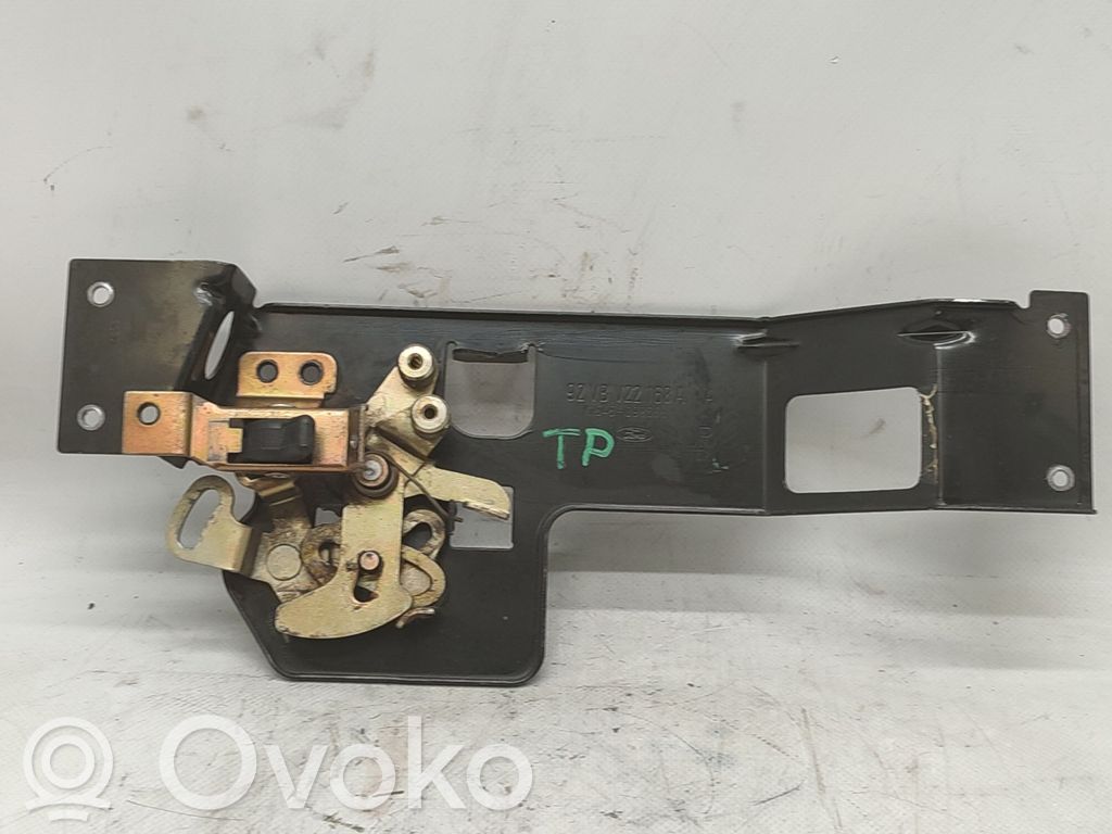 Ford Transit Takaluukun lukon salvan moottori 