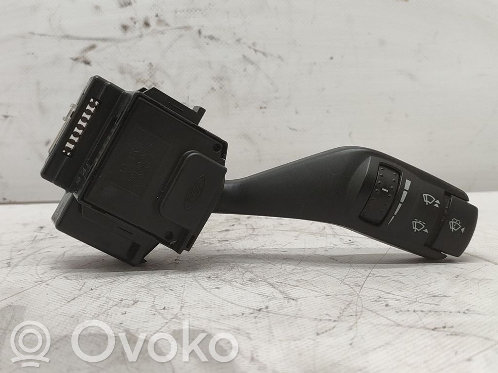 Pyyhkijän vipu   17D9401