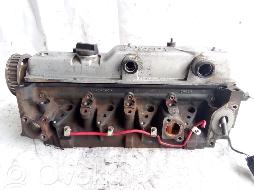 Culata del motor   C9DB