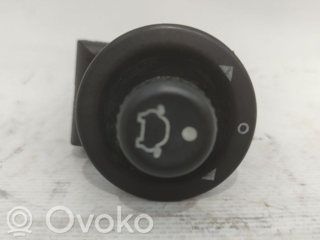Ford Focus Interruptor del espejo lateral 