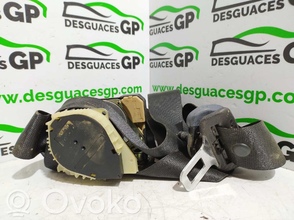 Opel Corsa C Cinturón trasero 