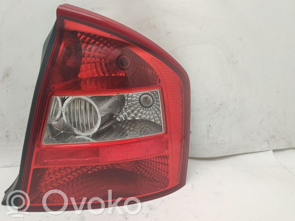 KIA Cerato Etusuuntavilkku 