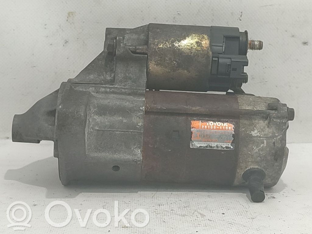 Toyota Starlet (P90) V Starteris 