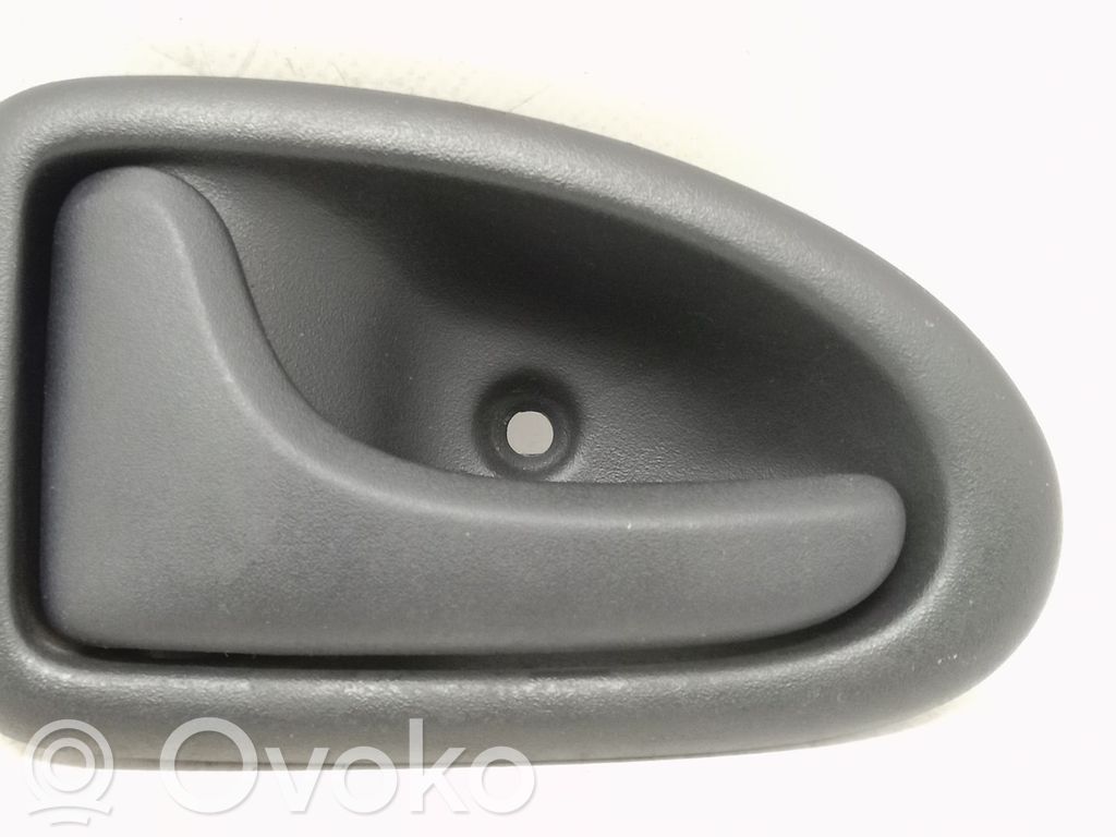 Renault Clio II Maniglia interna per portiera posteriore 