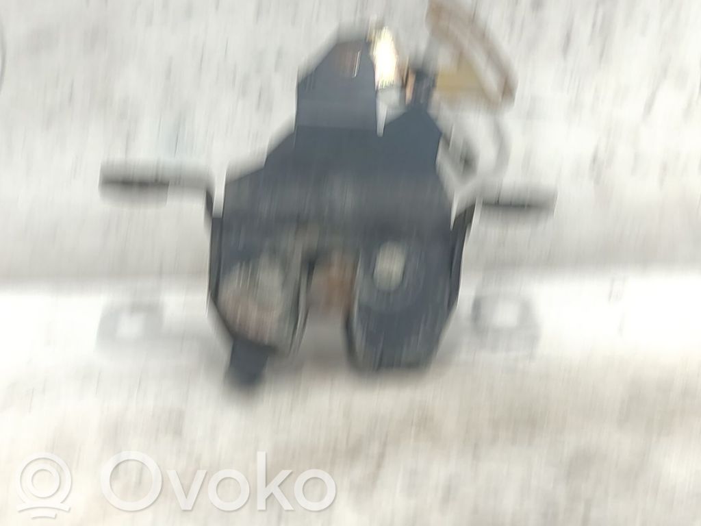 Tailgate lock latch   6653319
