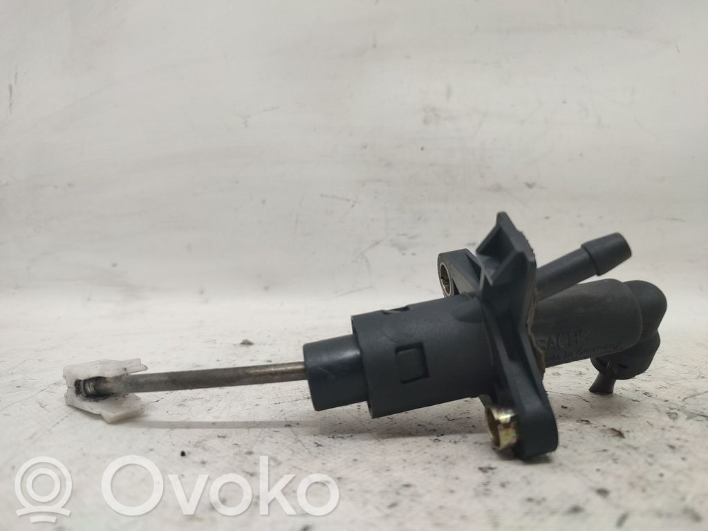 Volkswagen Polo Siłownik sprzęgła / Wysprzęglik 