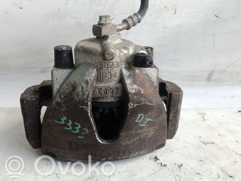 Opel Meriva A Etujarrusatula 