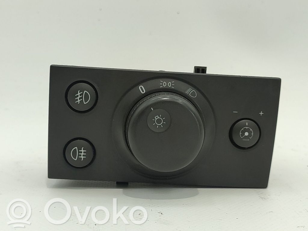 Panel lighting control switch   04060030