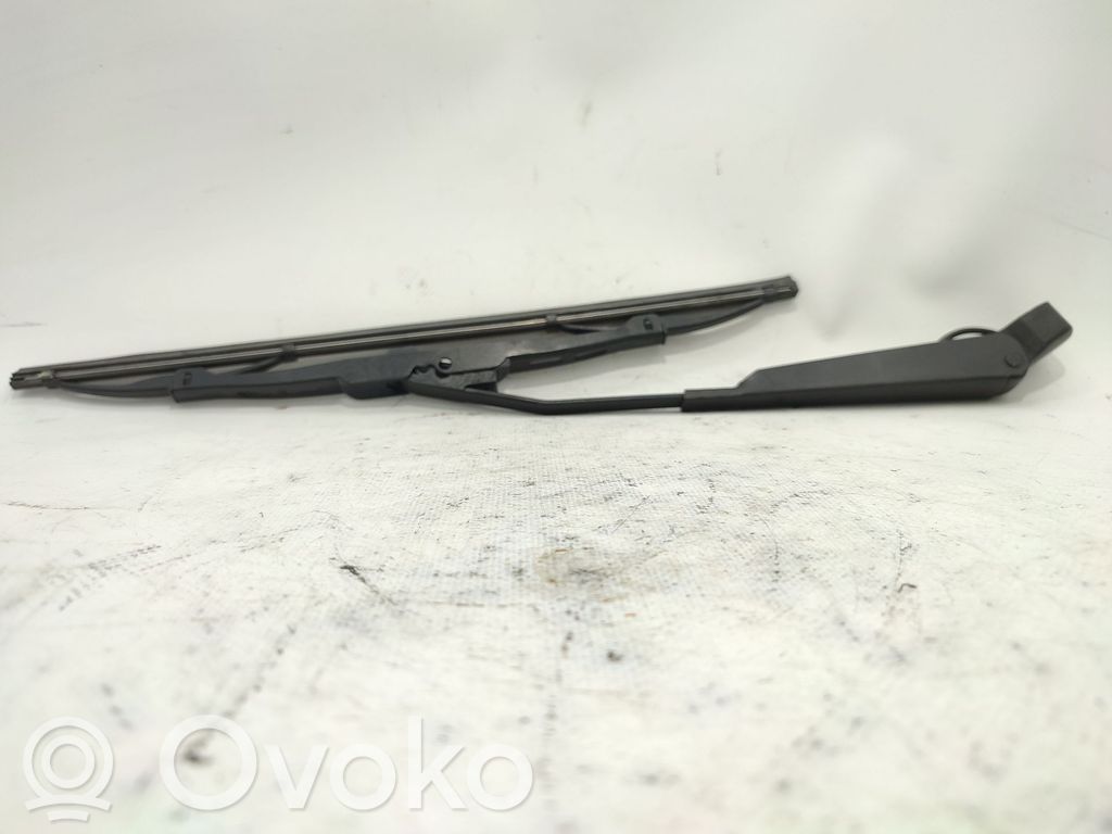 Brazo del limpiaparabrisas trasero   1064764,XS41A17406AA
