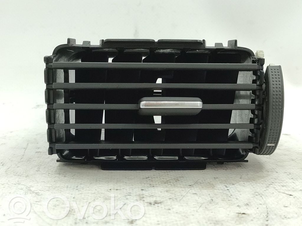 Toyota Avensis T250 Griglia di ventilazione centrale cruscotto