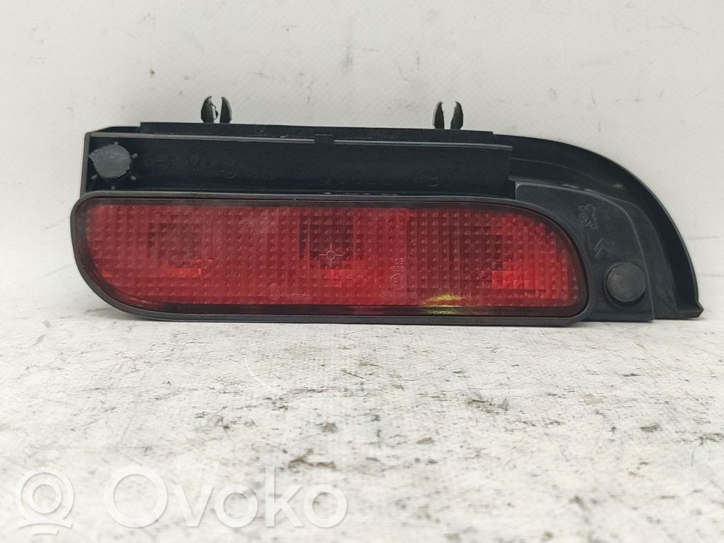 Third/center stoplight   E97R02569,7R02569