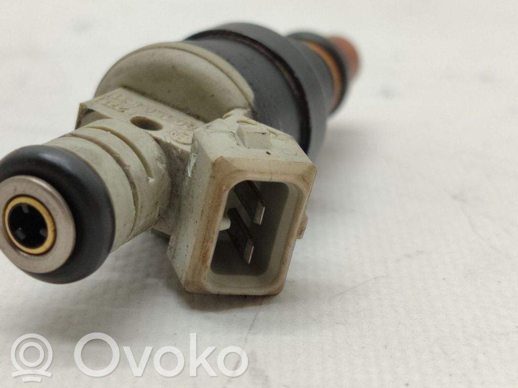 Inyector de combustible   0280150831